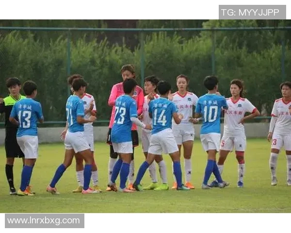 浙足女队迎战河南徽商女足力争在主场取得胜利展现实力与风采 浙足女队迎战河南徽商女足力争在主场取得胜利展现实力与风采