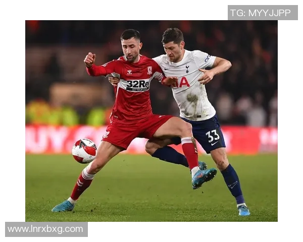 热刺主场迎战米堡期待强强对决球迷热情高涨助威球队争取胜利 热刺主场迎战米堡期待强强对决球迷热情高涨助威球队争取胜利