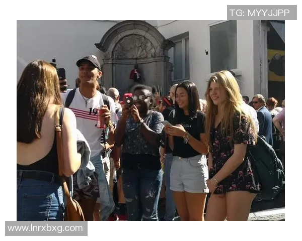 荷兰与比利时足球对决展现欧洲强队风采与激情碰撞 荷兰与比利时足球对决展现欧洲强队风采与激情碰撞